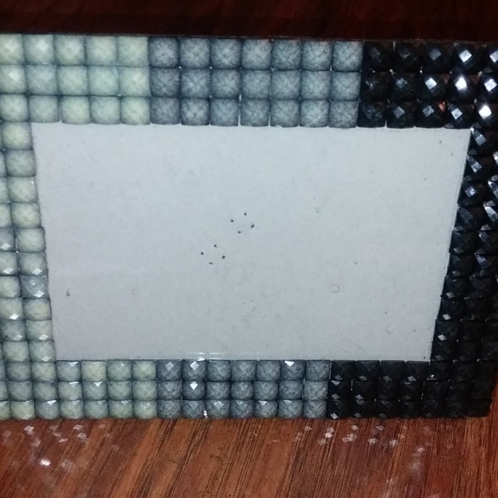Picture frame - Picture 2 of 5